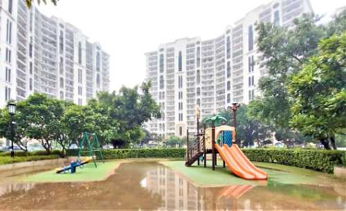 DLF New Town Heights 1